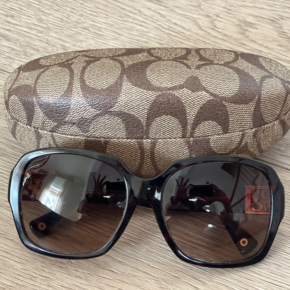 🕶️ Coach Women’s Designer Sunglasses 5001/13 – Dark Tortoise – With Case